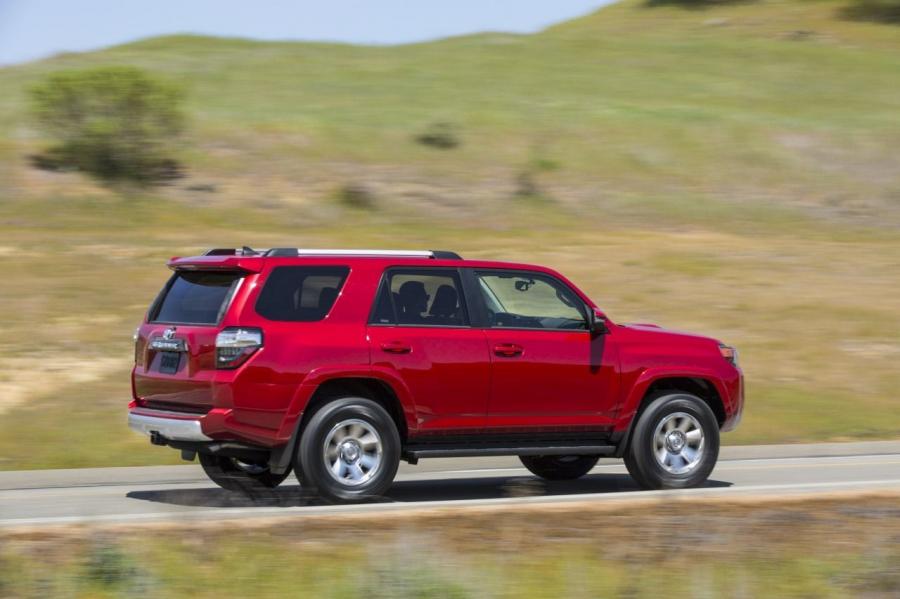 Toyota 4Runner 2014 года  (фото 40 из 55)